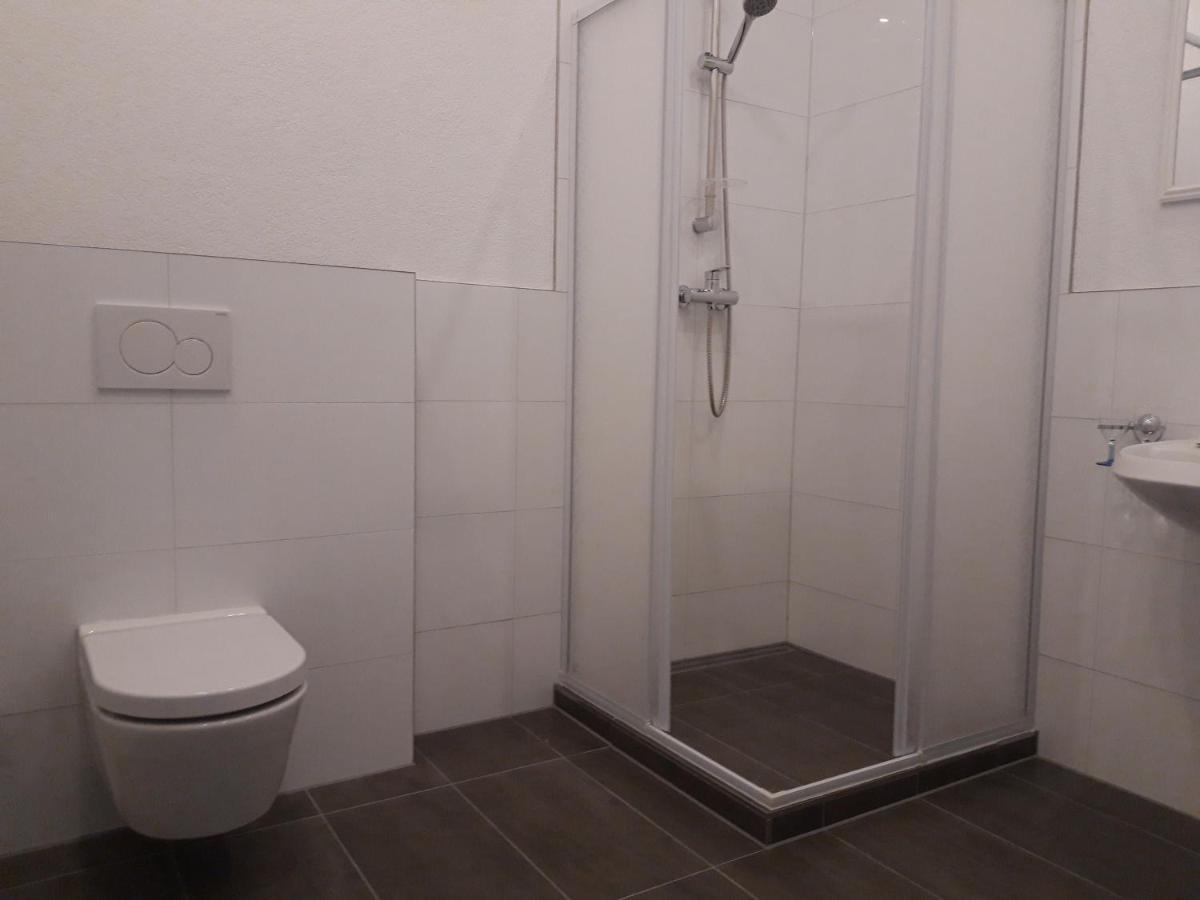 Trang Hotel Ращат Стая снимка