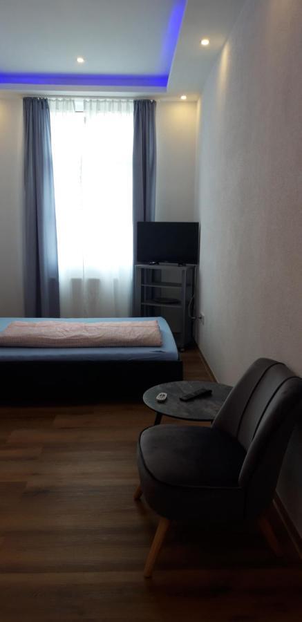 Trang Hotel Ращат Екстериор снимка