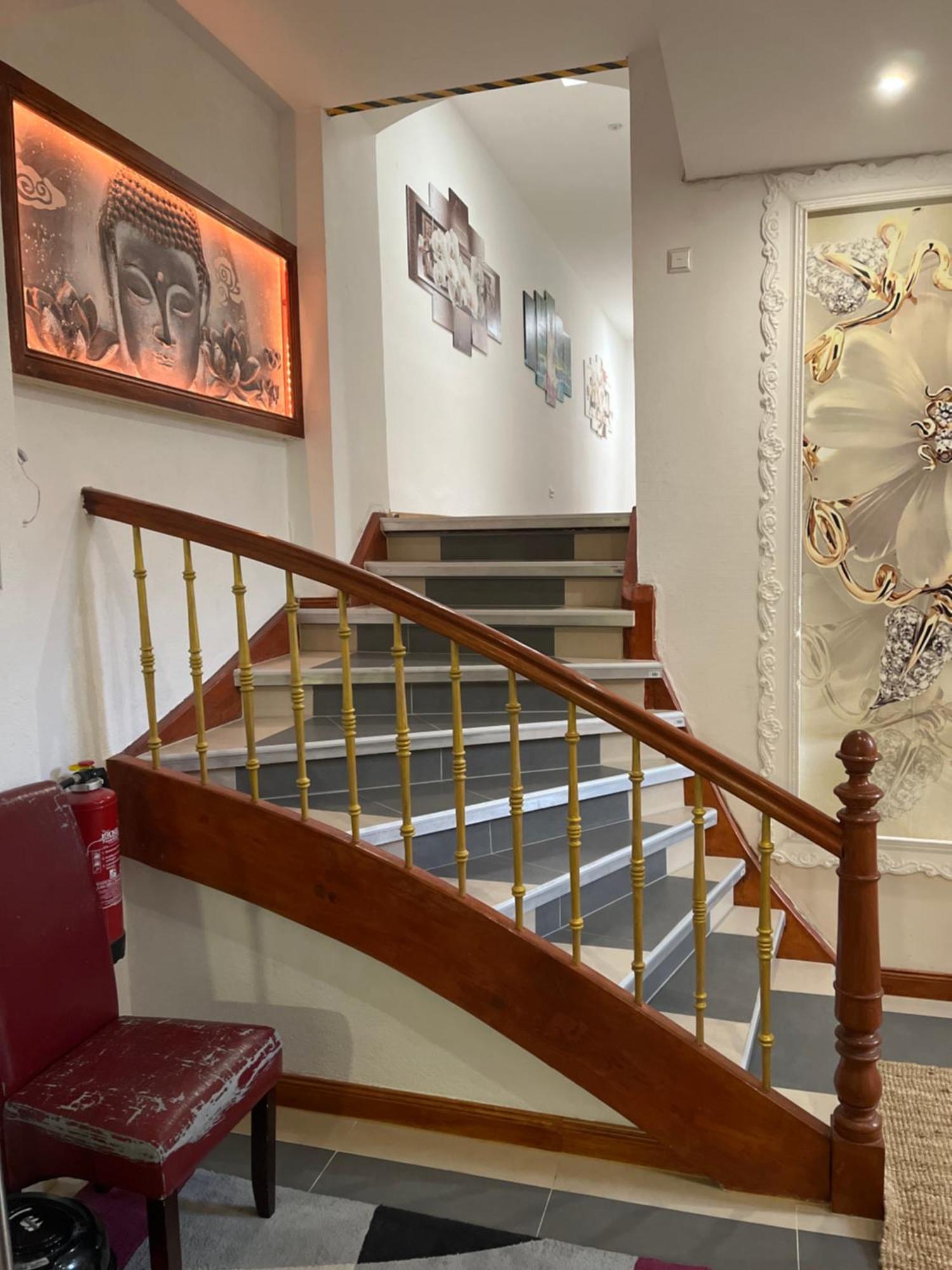 Trang Hotel Ращат Екстериор снимка